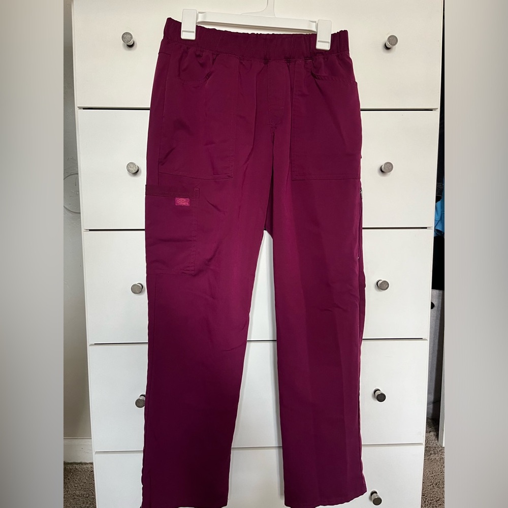 Dickies scrub set